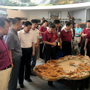 中華硯文化代表團(tuán)參觀考察八吉工美集團(tuán)并舉行座談會(huì)