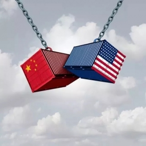 中國應像抗美援朝一樣堅決打垮美國進攻！