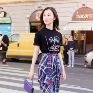 當舒暢碰上劉亦菲，董鄂妃還是輸給了神仙姐姐，果然身高是硬傷！