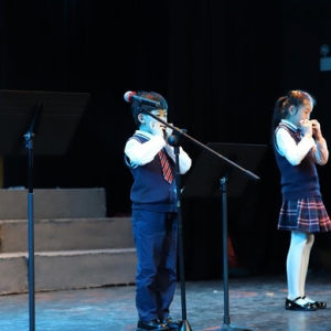 滬閩黔400多個(gè)孩子同臺(tái)演出用歌聲祝福祖國(guó)