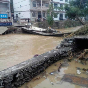 定風(fēng)波. 官兵敵患民安樂(lè)