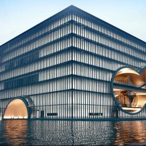 在上海西北部一片農(nóng)田上建起的大劇院，能達(dá)到怎樣的“熱度”