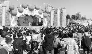戲曲進景區(qū) 經(jīng)典永流傳