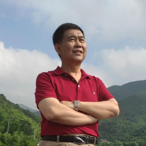 京滬川三地藝術家聯(lián)袂推出寫意高鐵主題的公益歌曲《流動的畫廊》