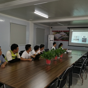 普法宣傳進(jìn)工地 文明施工入人心——松江區(qū)城管經(jīng)開區(qū)中隊(duì)運(yùn)用互聯(lián)網(wǎng)+技術(shù)做好普法宣傳