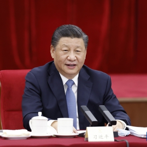 （兩會(huì)受權(quán)發(fā)布）習(xí)近平看望參加政協(xié)會(huì)議的農(nóng)業(yè)界社會(huì)福利和社會(huì)保障界委員