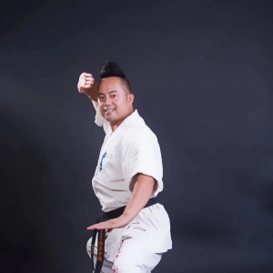 劉少華：世界空手道拳王、知名影視武術(shù)導(dǎo)演